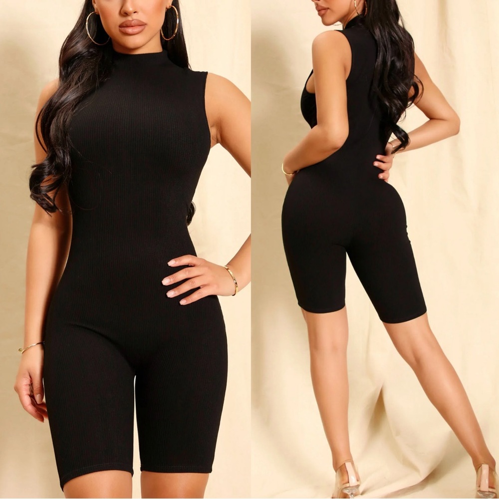 Snatched Romper 🖤 Small 🖤